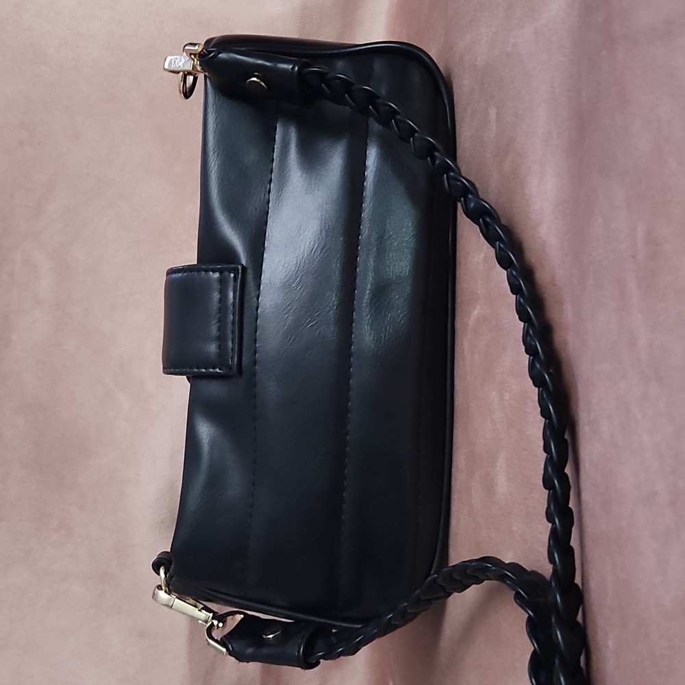 PIXI Crossbody Bag LIKE NEW - Picture 6 of 10